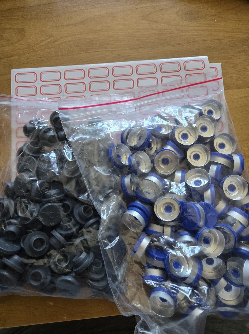 Plastic Aluminum Flip Caps & Rubber Stoppers With 138 paper Labels NO VIALS